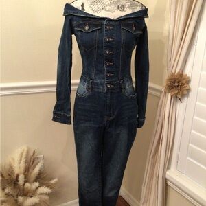 VENUS Dark Blue Off-Shoulder Denim Jumpsuit    Size 2